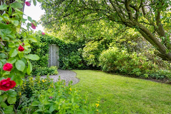 Te koop: Fantastisch vrijstaand woonhuis met 4 slaapkamers én mogelijkheid tot ruime garage!
 Tuin 5.jpg